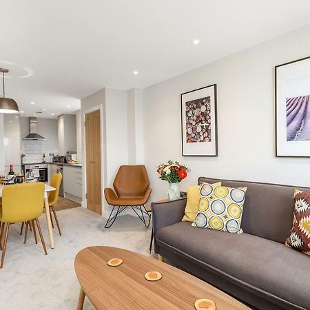 אנדובר Executive Apartments מראה חיצוני תמונה